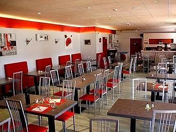 Logis Hotels - Hotel Et Restaurant Le Relais Des Garrigues Grisolles